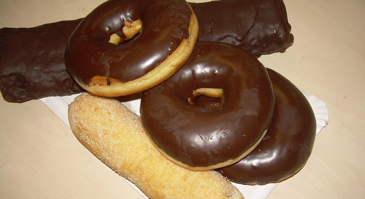 lourdesatt-donuts-471209_1280